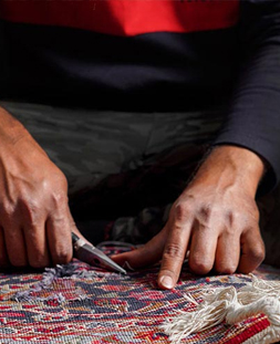 رفو گری قالی در قالیشویی ظفر